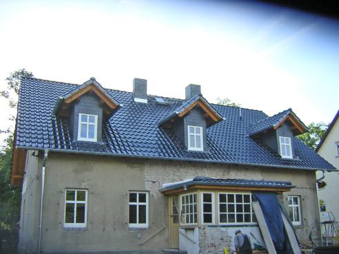 Altbau mit drei Gauben